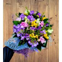 Buchet 49 frezii mixt Buchet 49 frezii mixt
