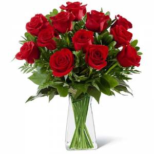 Buchet 13 trandafiri Rosii Buchet 13 trandafiri Rosii